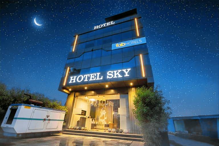 FabHotel Sky I