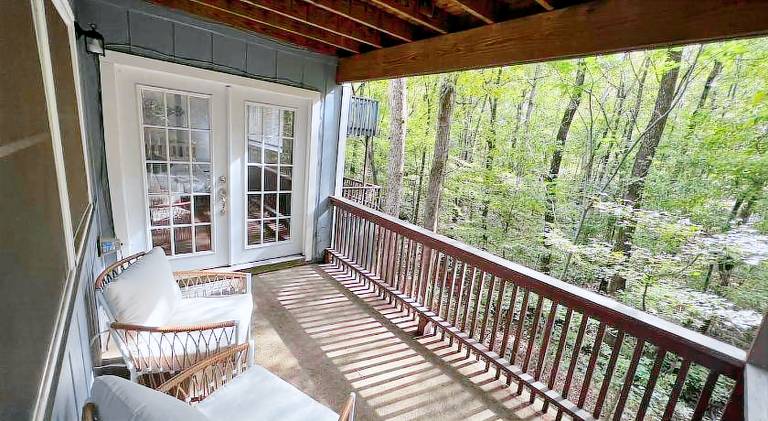 Vacation home with pool | Pets are welcome — photo 5