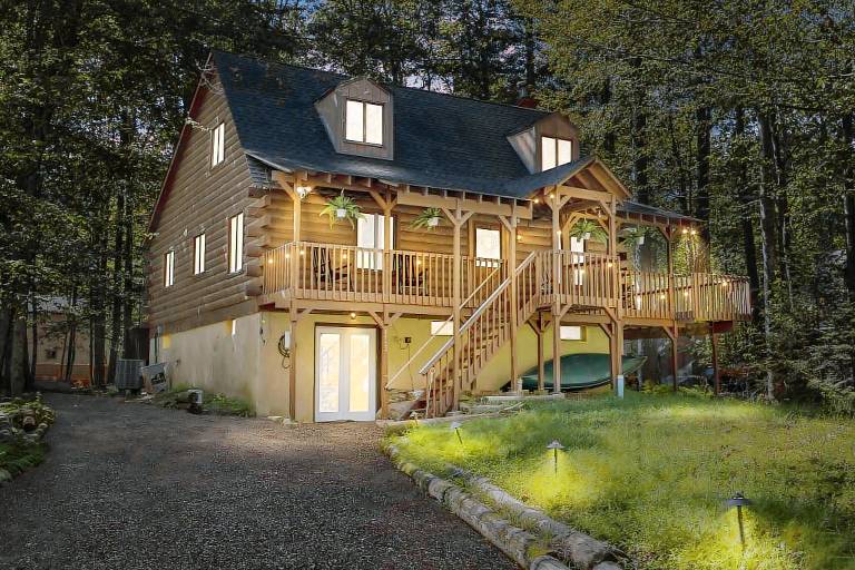 Cabin Locust Lake Village