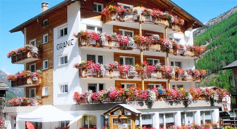 B&B Haus Granit Saas Grund in Saas Grund
