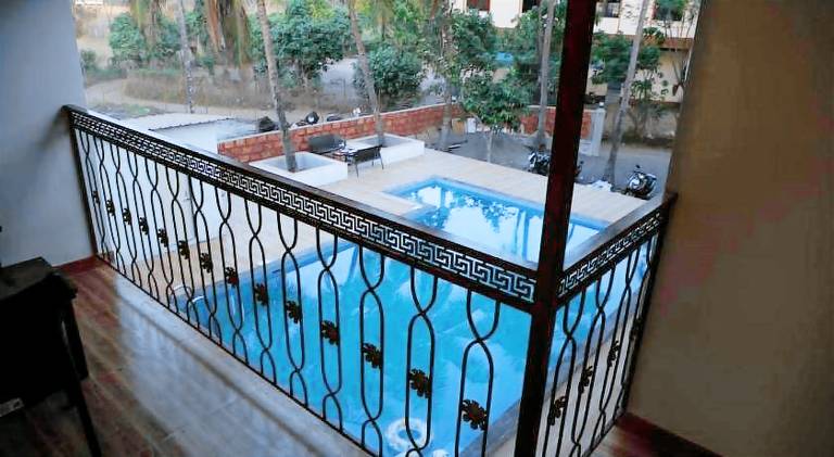 Holiday apartment with terrace & pool | Pets are welcome — photo 3