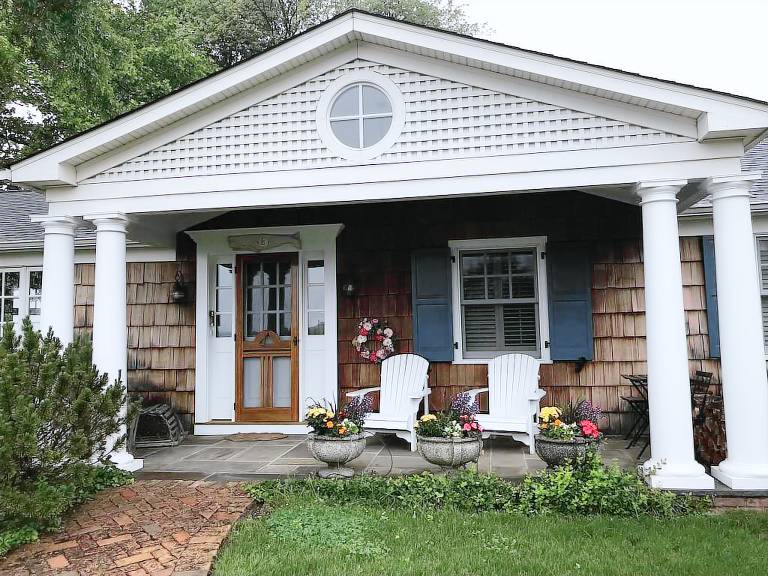 House Great Neck Plaza