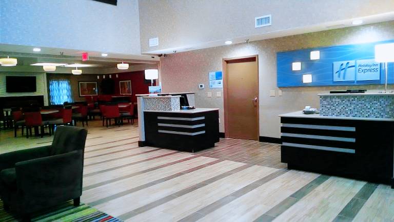 Holiday Inn Express Cloverdale (Greencastle) by IHG — photo 4