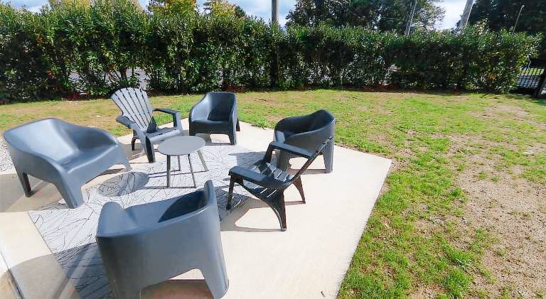House with patio, yard & BBQ | Perfect for remote work — photo 5