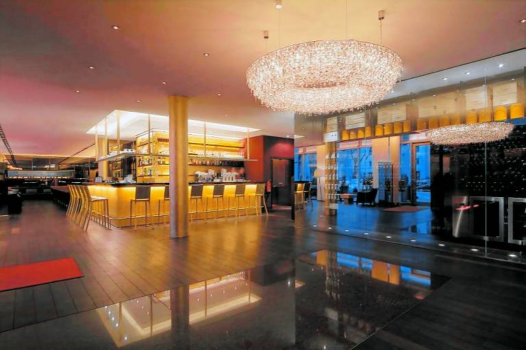 Radisson Blu Media Harbour Hotel Dusseldorf — photo 2