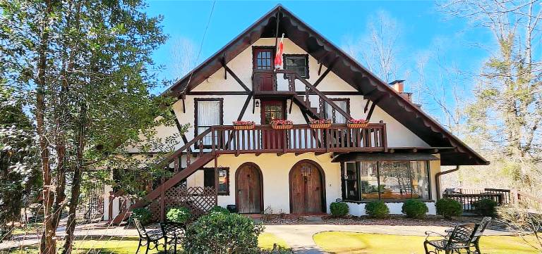 Lodge  Dawsonville