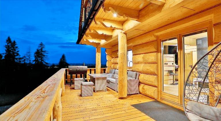 Chalet with jacuzzi | Pets allowed — photo 2