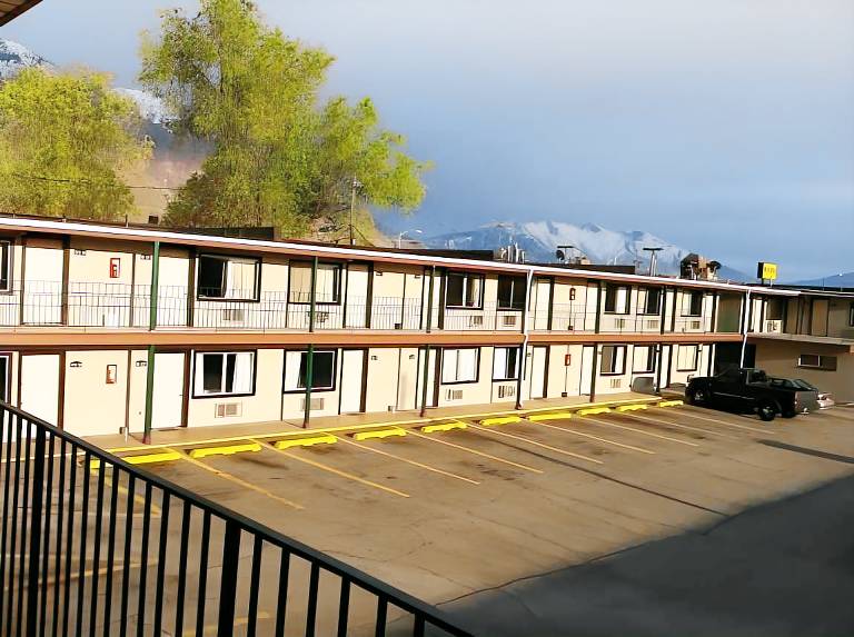 Provo Inn & Suites