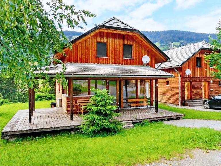 Chalet mit Sauna nahe den Bergen und Skigebieten