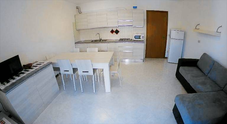Rental apartment with pool & patio — photo 5