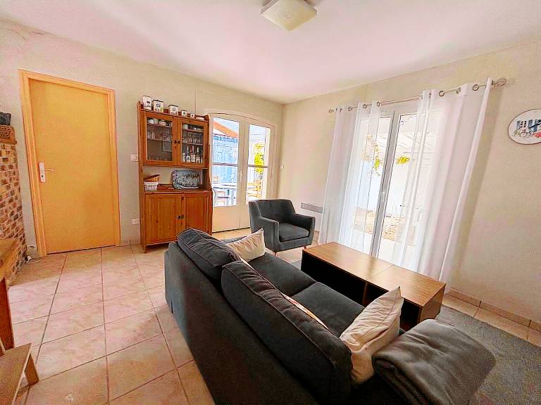 Vacation home with garden & barbeque — photo 5