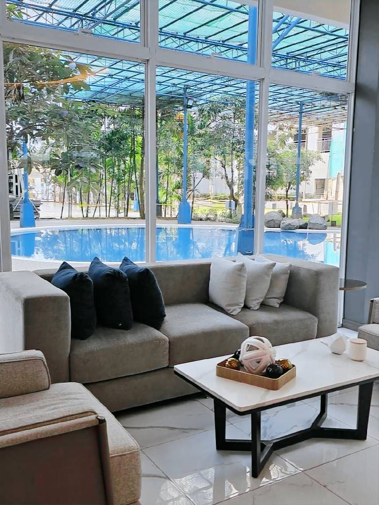 Holiday apartment with pool & yard — photo 3