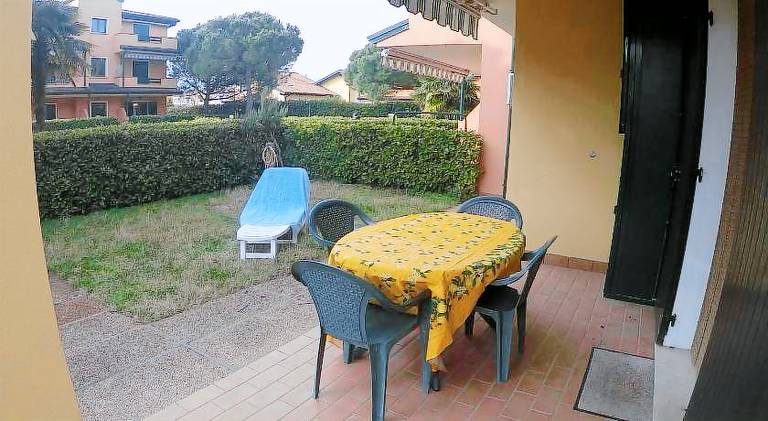 Beautiful holiday apartment with garden, private pool & patio | Beach nearby | Pets allowed — photo 5