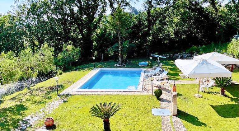 Villa with pool in Benevento