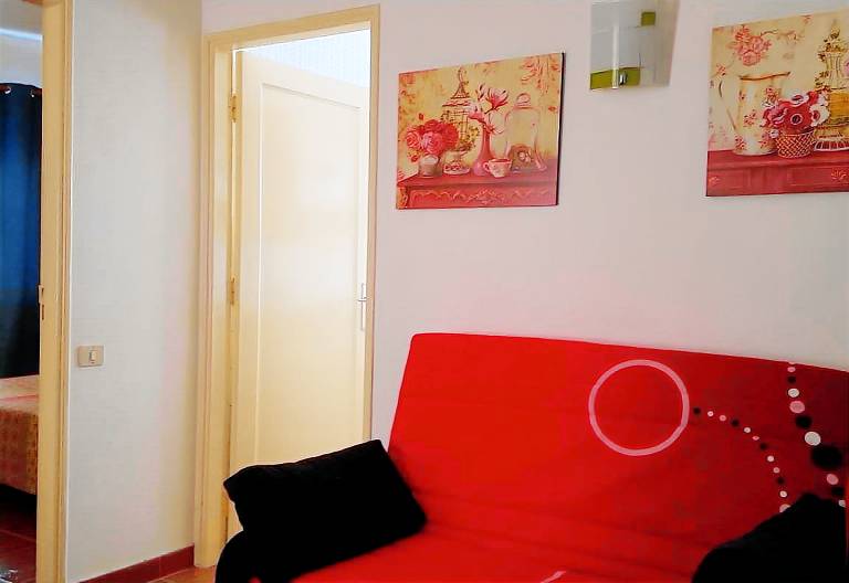 Holiday accommodation "Cute 1-bedroom apt on the beach" — photo 4