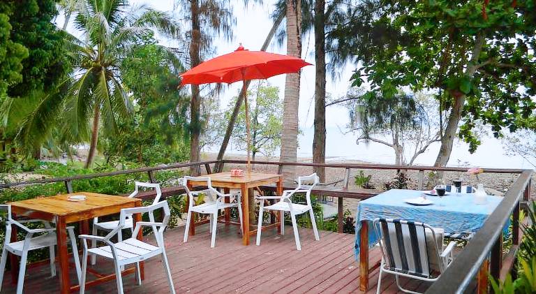 Baan Chid Talay in Ko Chang