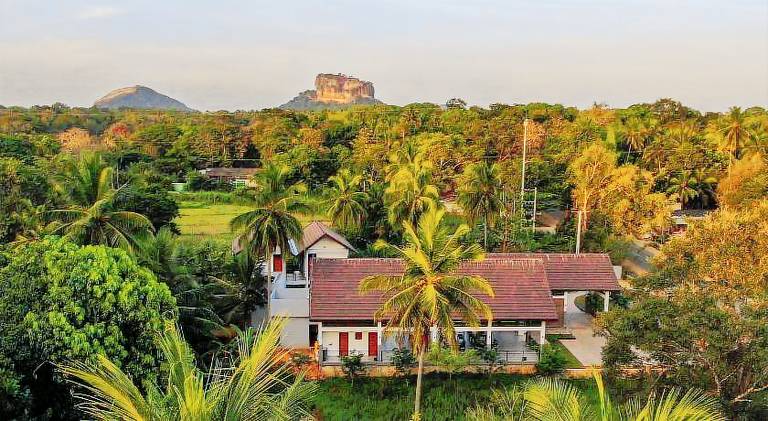 Lion Gate Hotel Sigiriya — photo 5