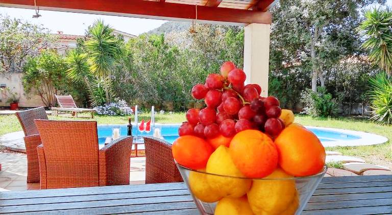 Fully equipped wonderful vacation home with terrace, barbeque & garden | Perfect for remote work | Dogs allowed — photo 4