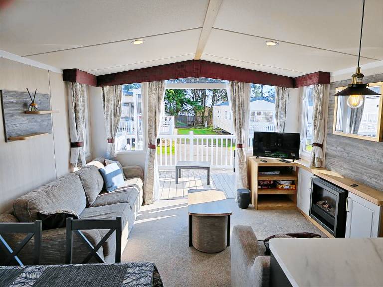 Cabin | Beach view — photo 2