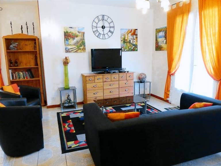 Gite with yard & terrace | Pets are welcome — photo 2
