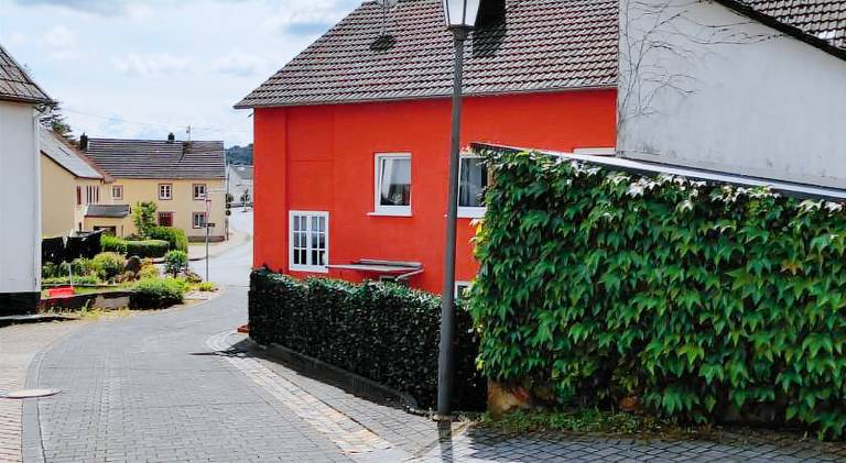 House | Dogs allowed in Daun