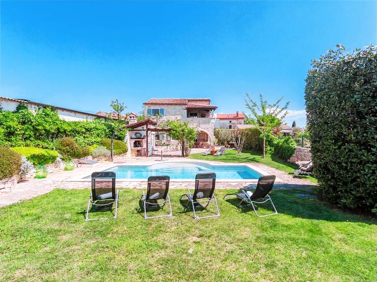 House with BBQ, patio & garden | Nature view — photo 3