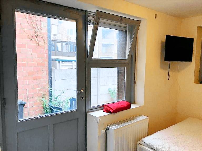Rental apartment with 2 rooms for 6 persons — photo 2