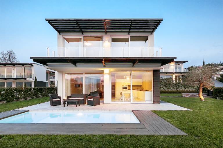 Family-oriented villa with terrace, private pool & garden | Mountain view | Next to the beach | Pet-friendly in Manerba del Garda