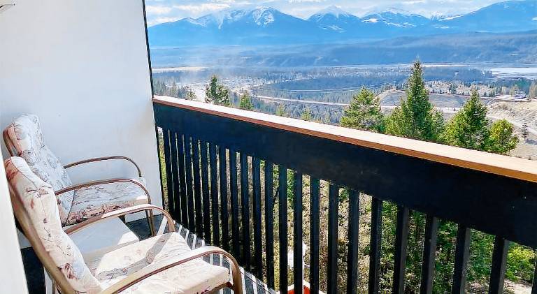 Rocky Mountain Springs Lodge — photo 3