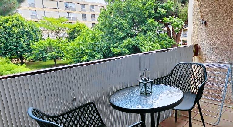 Rental apartment with 2 rooms for 5 persons — photo 4