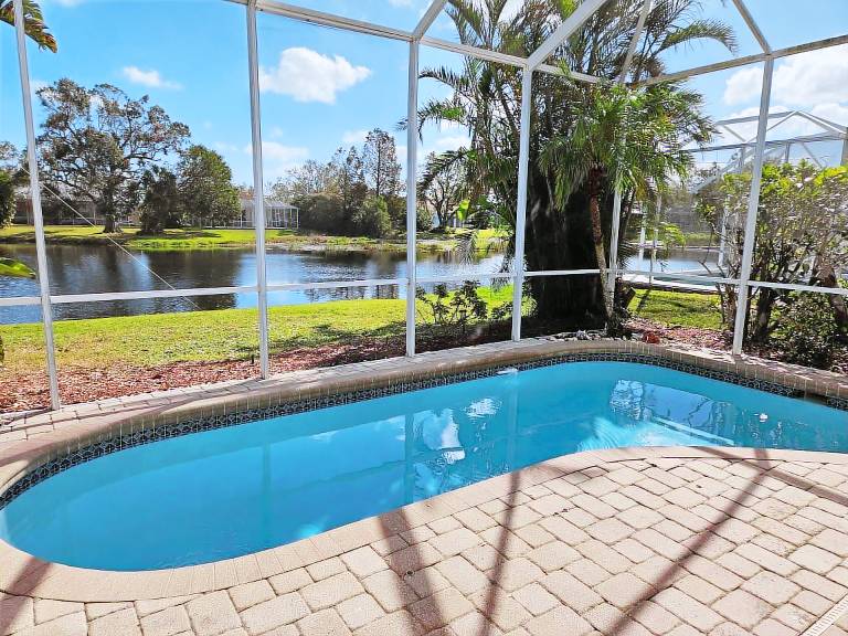 House Ellenton