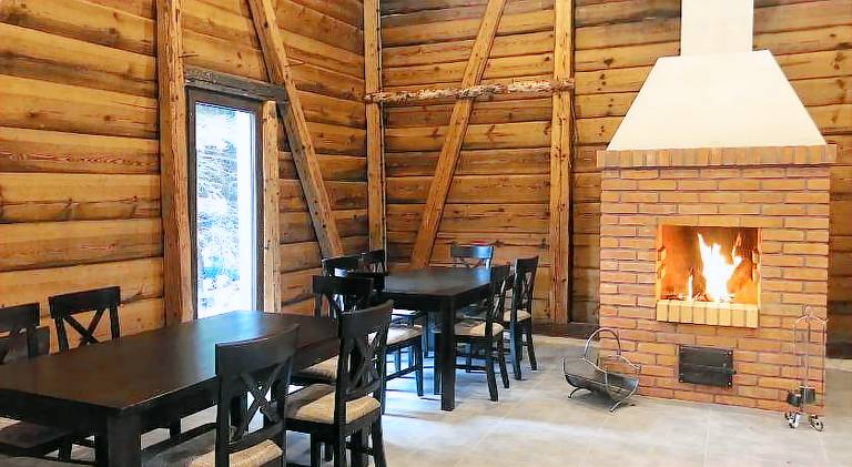 Chalet with hot tub & sauna in Ostróda