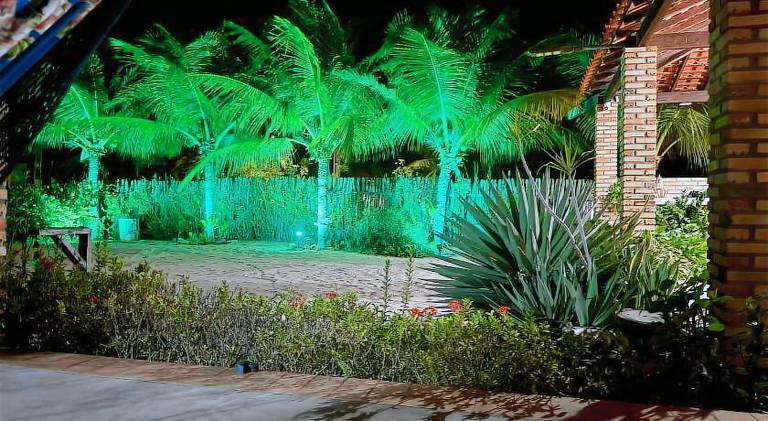 House with jacuzzi & pool — photo 5