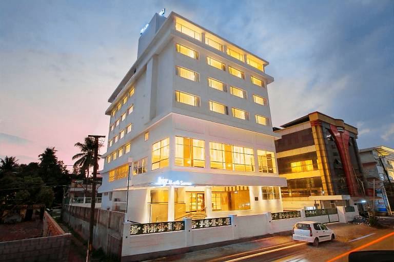 Hotel North Seven