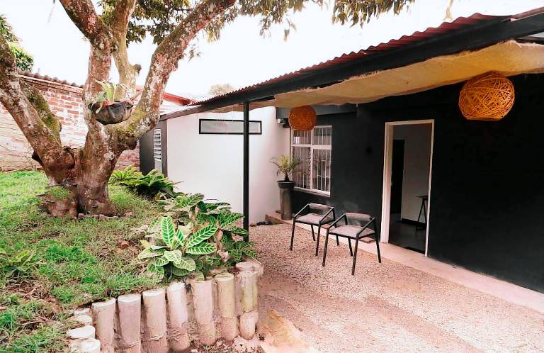 Bed & Breakfast  Pereira
