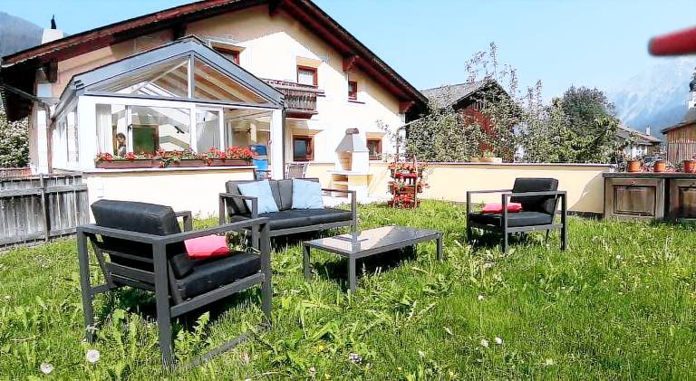 Holiday apartment with 3 rooms for 6 persons in Val Muestair