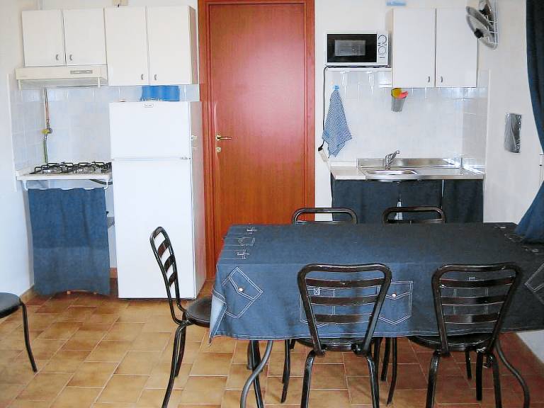 Rental apartment with garden & patio — photo 5
