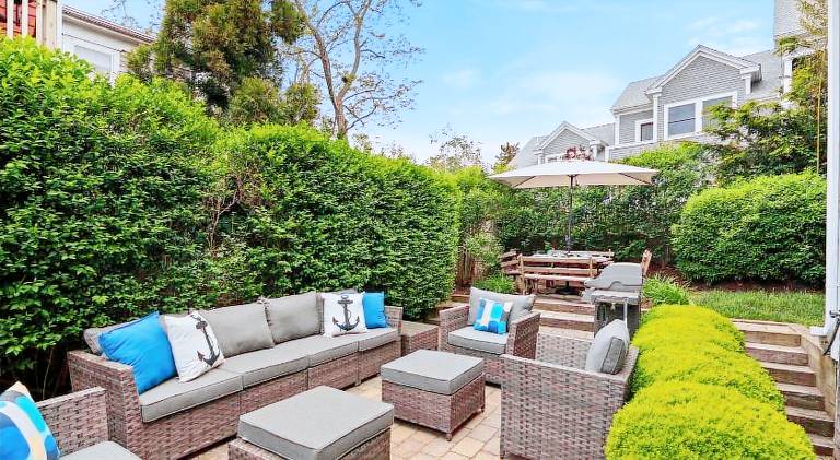 House with garden & barbecue in Provincetown, MA