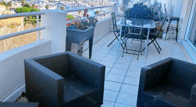 Magnifique terrasse, vue mer, plein centre 3 pieces — photo 4