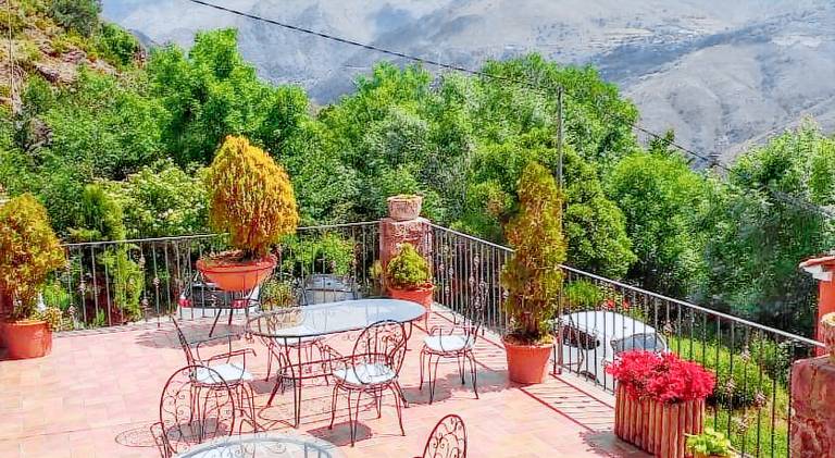 Holiday apartment with terrace, barbecue & garden — photo 5