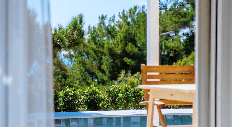 Holiday apartment with garden, pool & barbecue — photo 5