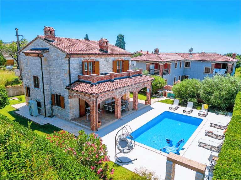 Ferienhaus in Butkovići, Gajana f&uuml;r max. 8 Personen