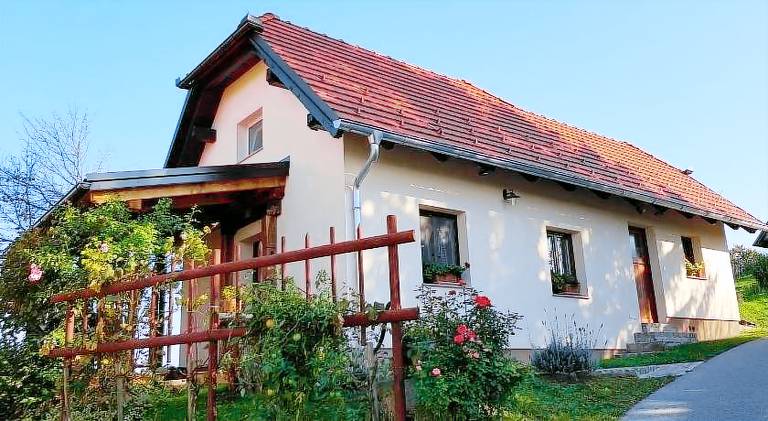 Apartma Cirkulane