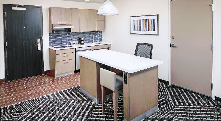 Hyatt House Royal Oak / Birmingham — photo 2