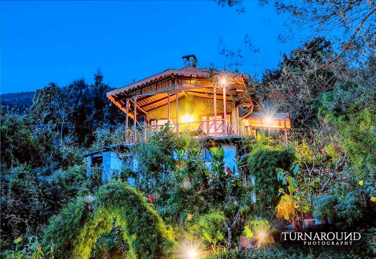 Lodge with BBQ & garden in Nainital