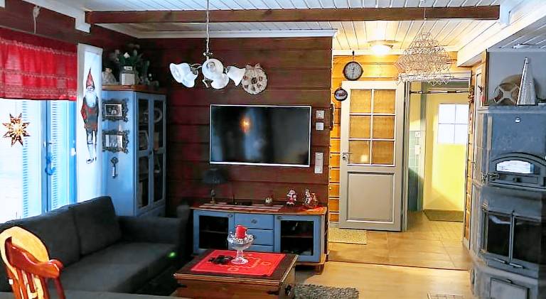 Villa with sauna & pool in Rovaniemi
