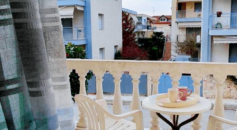 Serviced apartment with terrace | Dogs allowed — photo 3