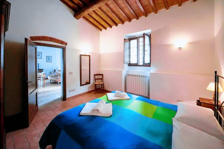 Charming apartment in Loro Ciuffenna, 110 m² with Shared Pool. — photo 5