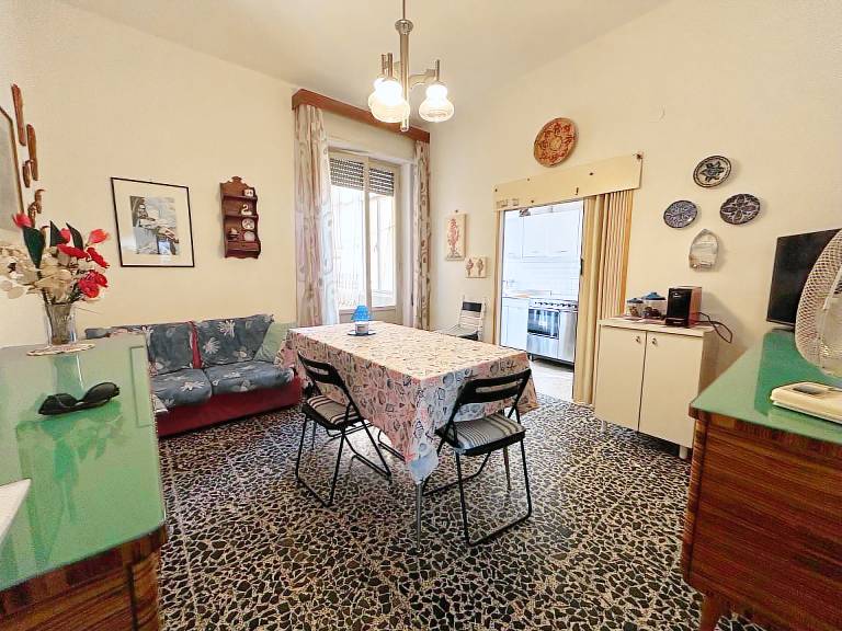 Apartment with terrace in Follonica