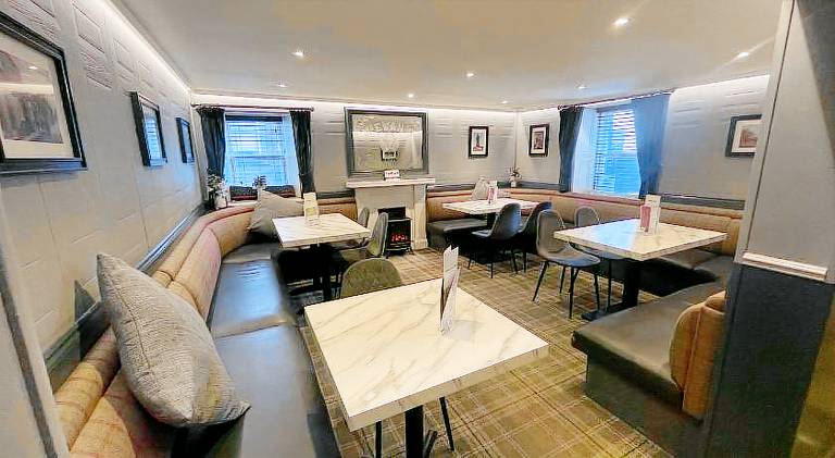 Airlie Arms Hotel — photo 2